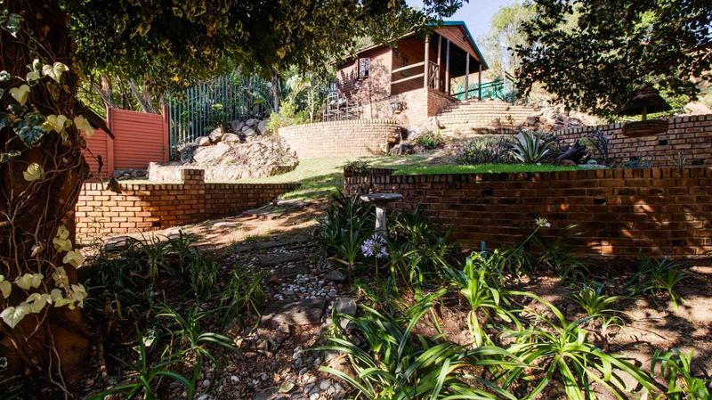 6 Bedroom Property for Sale in Helderkruin View Gauteng