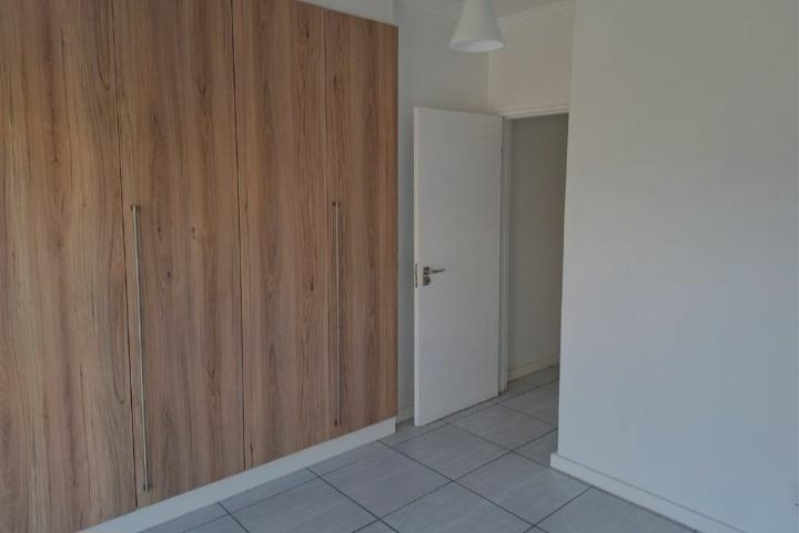 2 Bedroom Property for Sale in Waterfall Gauteng