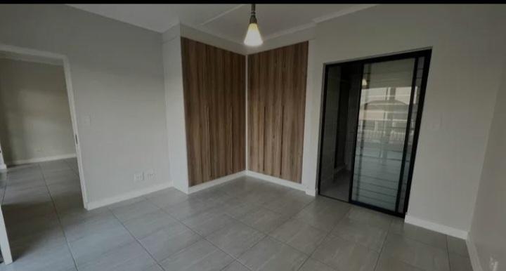 2 Bedroom Property for Sale in Waterfall Gauteng