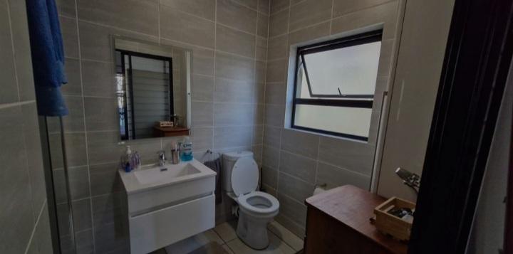 2 Bedroom Property for Sale in Waterfall Gauteng