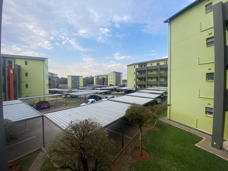 2 Bedroom Property for Sale in Fleurhof Gauteng