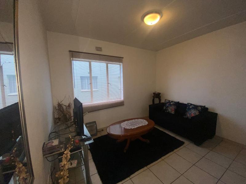 2 Bedroom Property for Sale in Fleurhof Gauteng