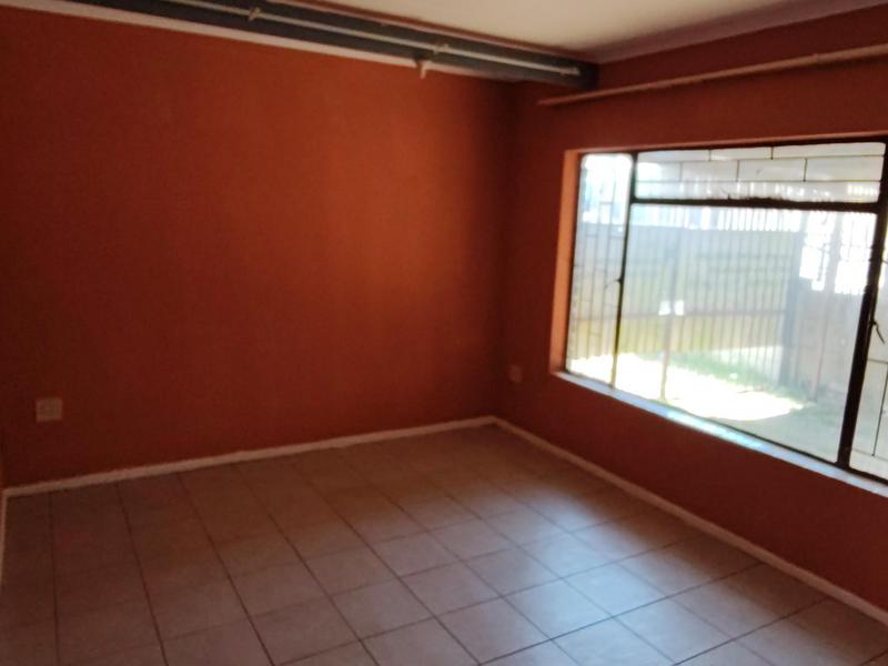 3 Bedroom Property for Sale in Lenasia South Gauteng