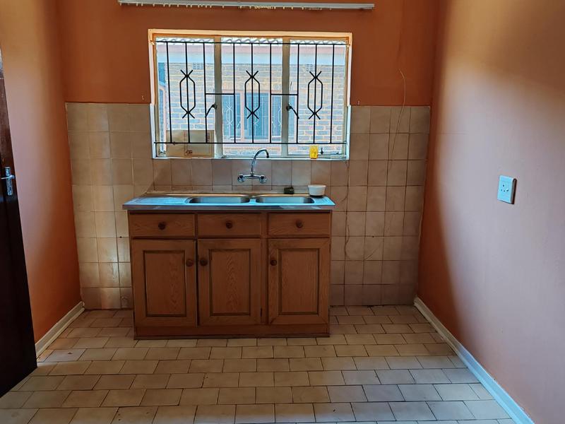 3 Bedroom Property for Sale in Lenasia South Gauteng