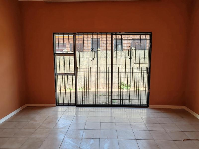 3 Bedroom Property for Sale in Lenasia South Gauteng