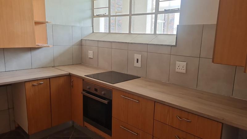 To Let 2 Bedroom Property for Rent in Bedford Gardens Gauteng