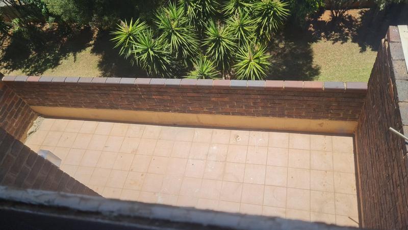 To Let 2 Bedroom Property for Rent in Bedford Gardens Gauteng