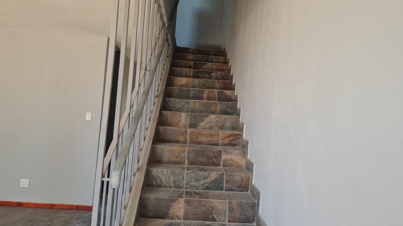 To Let 2 Bedroom Property for Rent in Bedford Gardens Gauteng