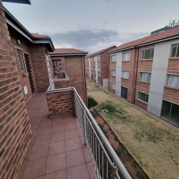 2 Bedroom Property for Sale in Edendale Gauteng