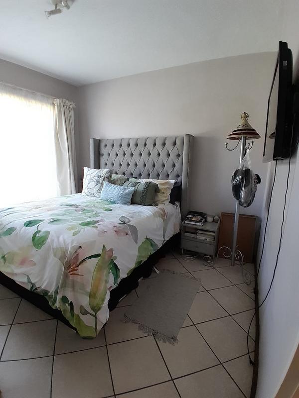 To Let 2 Bedroom Property for Rent in Eco Park Gauteng