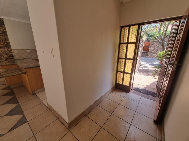 3 Bedroom Property for Sale in Lonehill Gauteng