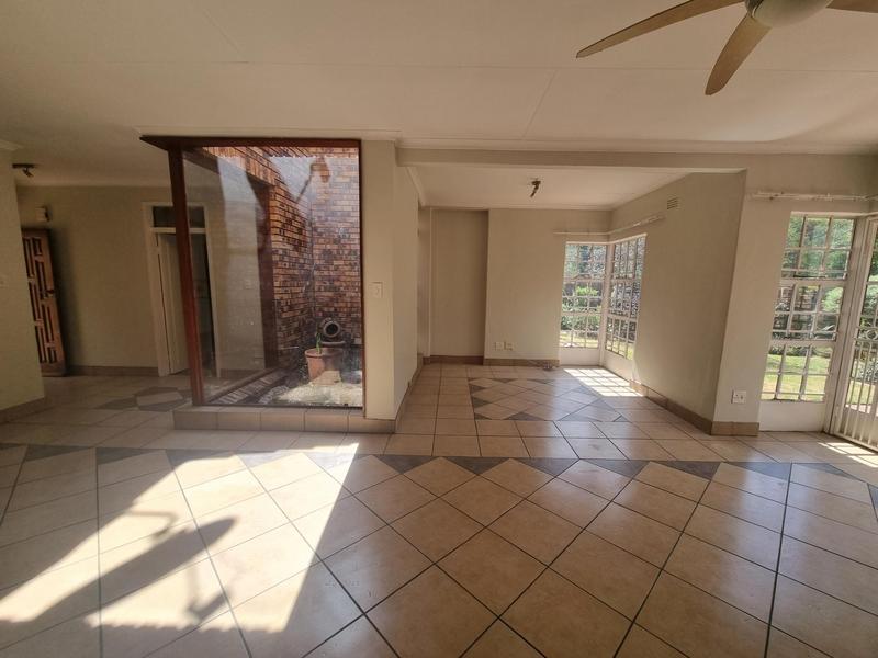 3 Bedroom Property for Sale in Lonehill Gauteng