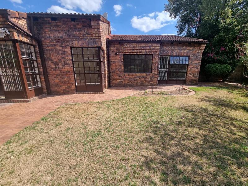 3 Bedroom Property for Sale in Lonehill Gauteng