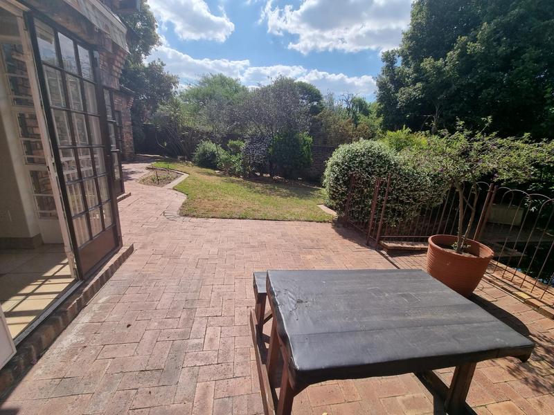 3 Bedroom Property for Sale in Lonehill Gauteng