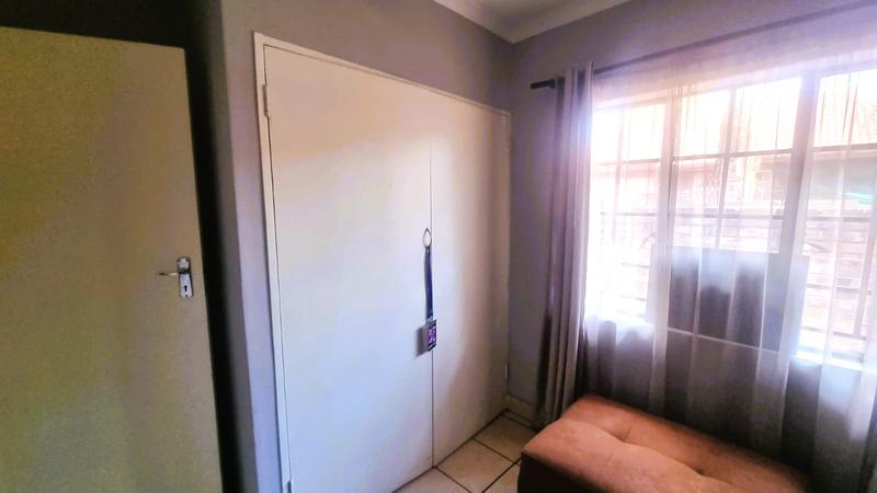 3 Bedroom Property for Sale in Wierda Park Gauteng