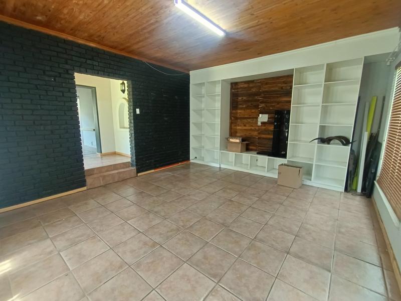 3 Bedroom Property for Sale in Sinoville Gauteng