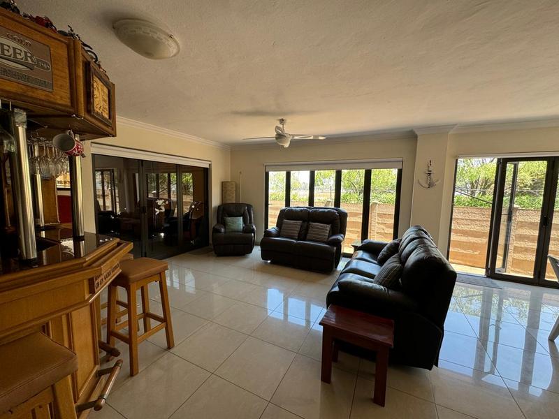 5 Bedroom Property for Sale in Misty Bay Gauteng