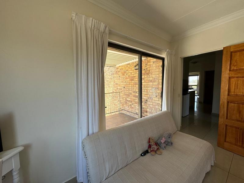 5 Bedroom Property for Sale in Misty Bay Gauteng