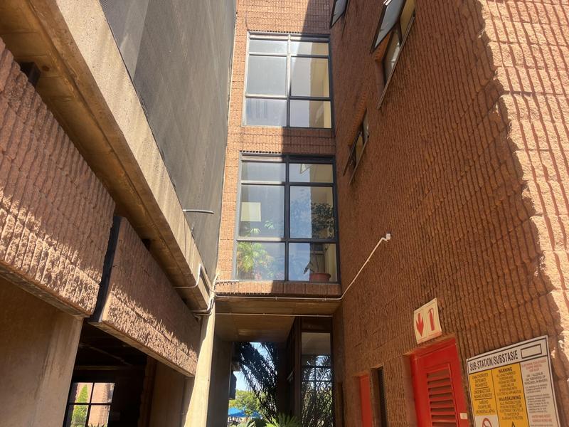 To Let commercial Property for Rent in Alrode Gauteng