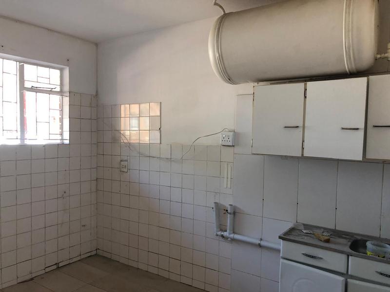 To Let 2 Bedroom Property for Rent in Laudium Gauteng