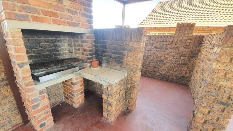 3 Bedroom Property for Sale in Doornpoort Gauteng