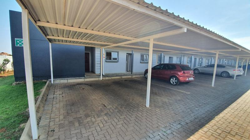 1 Bedroom Property for Sale in Sinoville Gauteng