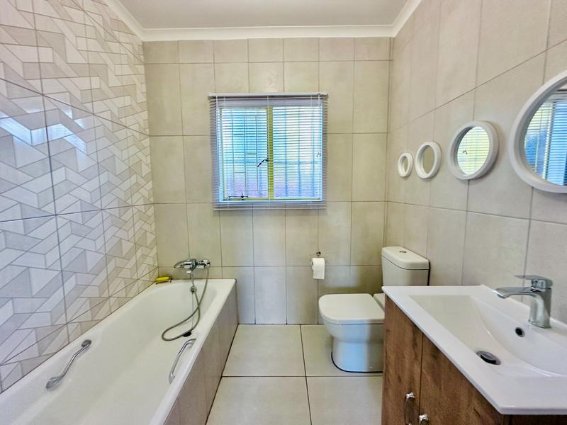 3 Bedroom Property for Sale in Theresa Park Gauteng