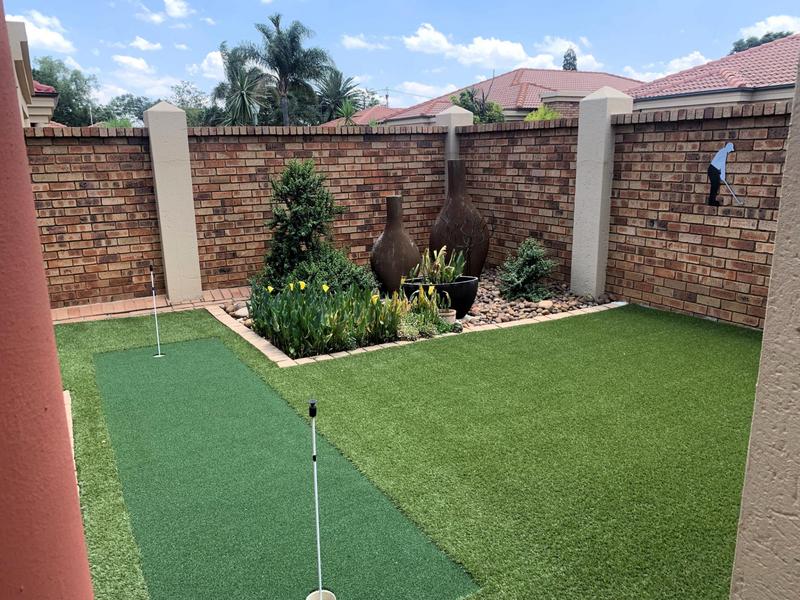 3 Bedroom Property for Sale in Bardene Gauteng