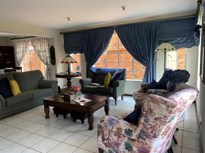 3 Bedroom Property for Sale in Bardene Gauteng