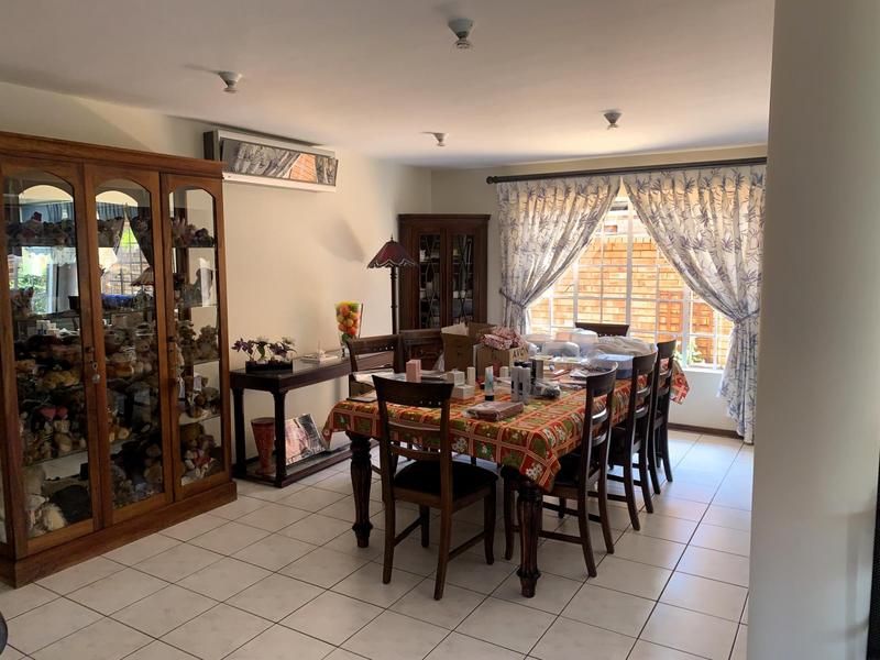 3 Bedroom Property for Sale in Bardene Gauteng