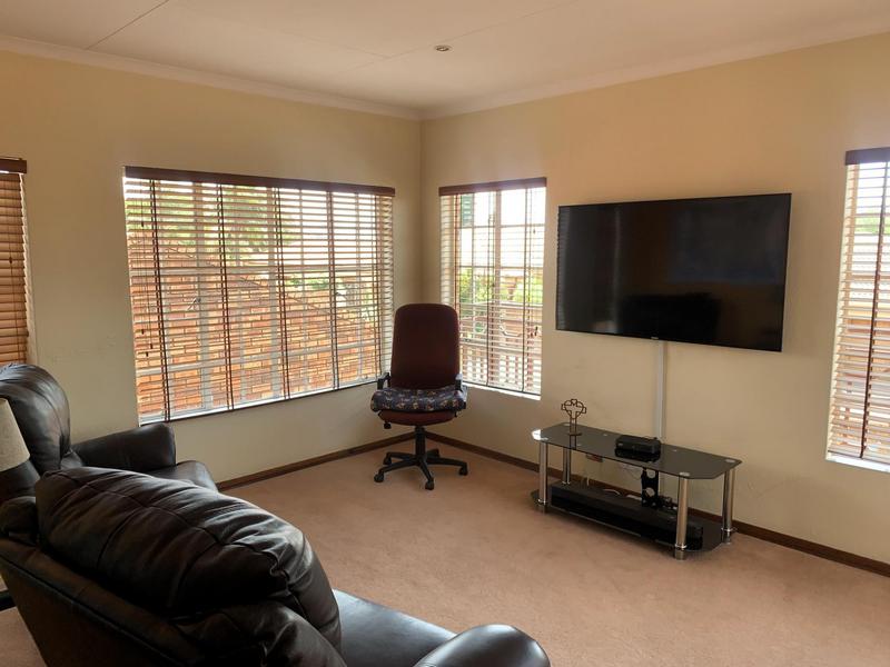 3 Bedroom Property for Sale in Bardene Gauteng