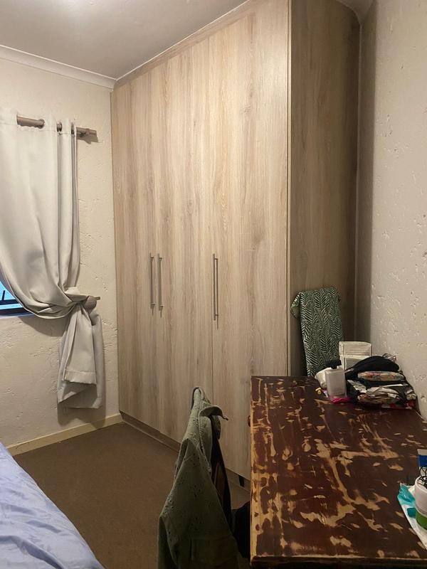 To Let 2 Bedroom Property for Rent in Houghton Gauteng