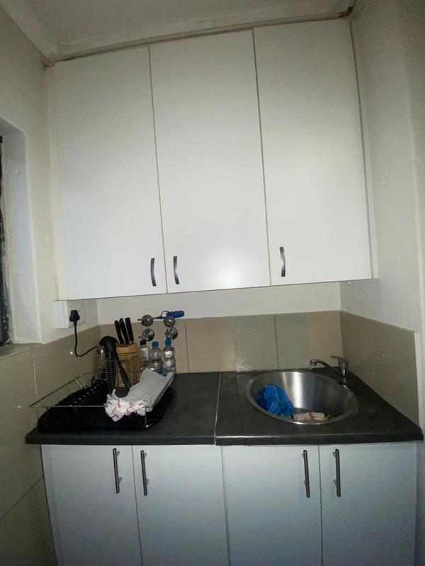 To Let 2 Bedroom Property for Rent in Houghton Gauteng