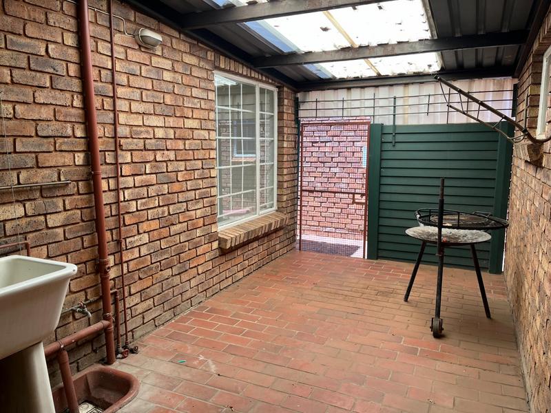 To Let 2 Bedroom Property for Rent in Doornpoort Gauteng