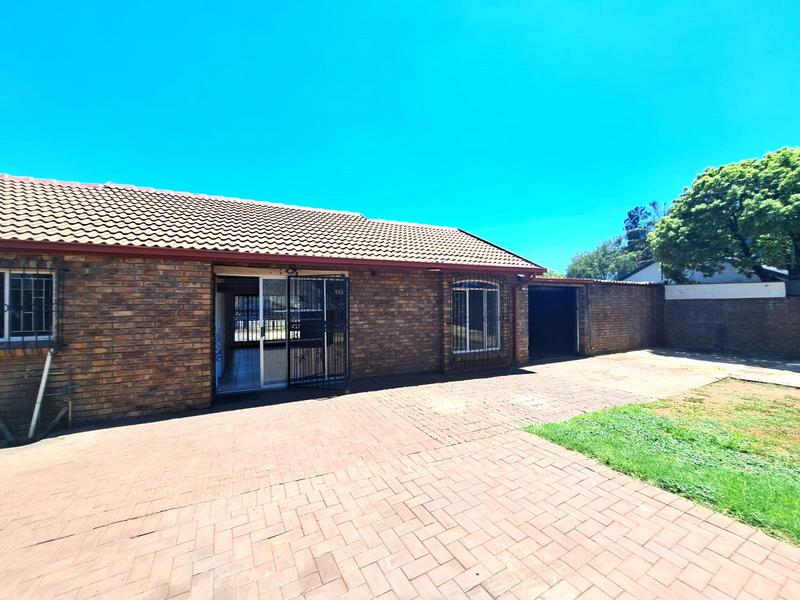 3 Bedroom Property for Sale in Wierda Park Gauteng