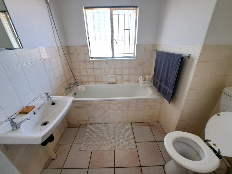 3 Bedroom Property for Sale in Wierda Park Gauteng