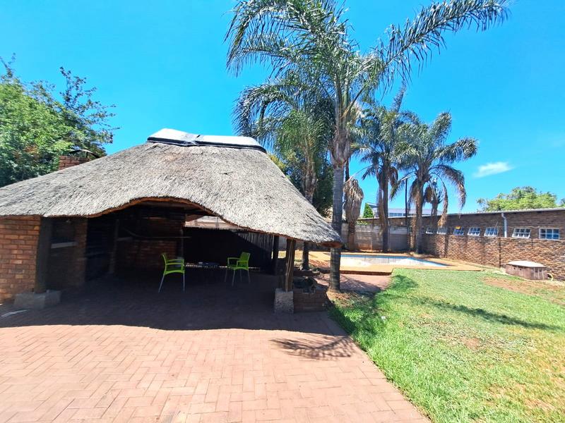 3 Bedroom Property for Sale in Wierda Park Gauteng