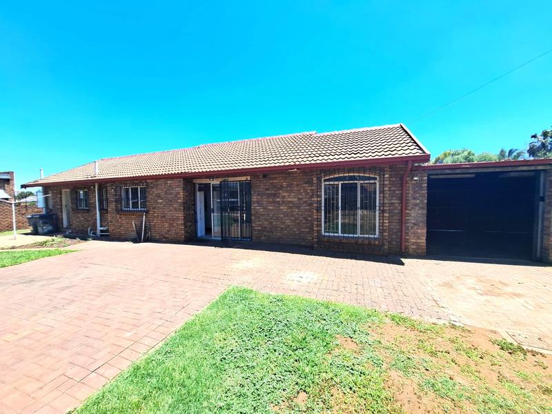 3 Bedroom Property for Sale in Wierda Park Gauteng