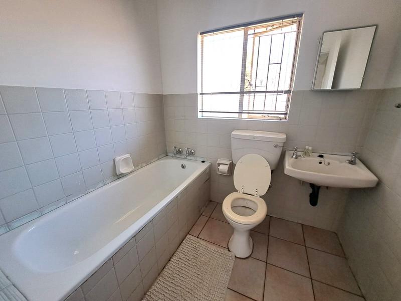 3 Bedroom Property for Sale in Wierda Park Gauteng