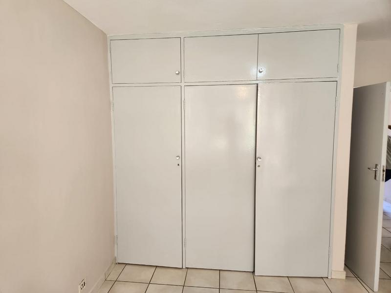 1 Bedroom Property for Sale in Sunnyside Gauteng