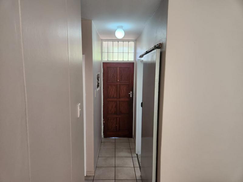 1 Bedroom Property for Sale in Sunnyside Gauteng