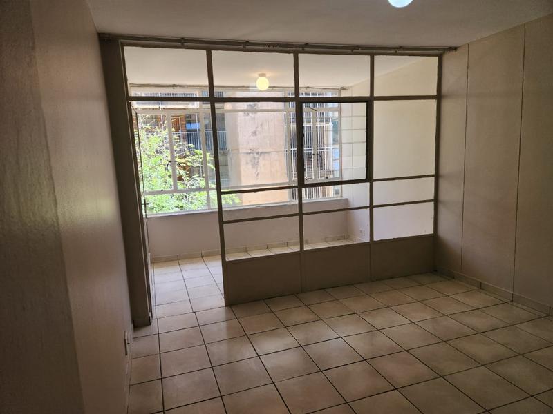 1 Bedroom Property for Sale in Sunnyside Gauteng