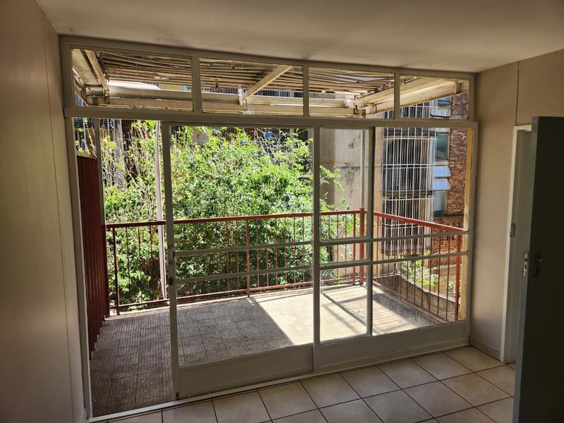 1 Bedroom Property for Sale in Sunnyside Gauteng