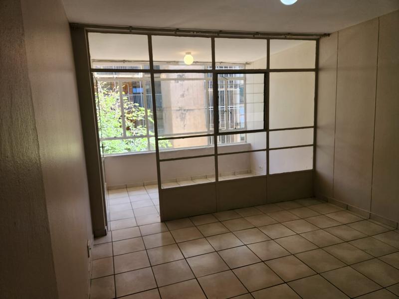 1 Bedroom Property for Sale in Sunnyside Gauteng