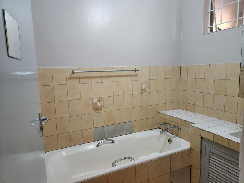 1 Bedroom Property for Sale in Sunnyside Gauteng