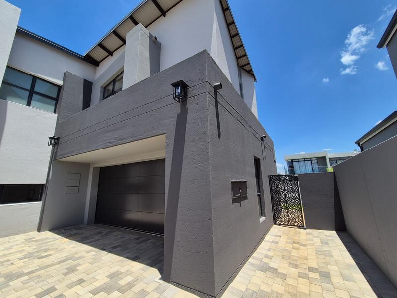 4 Bedroom Property for Sale in Midstream Heights Gauteng