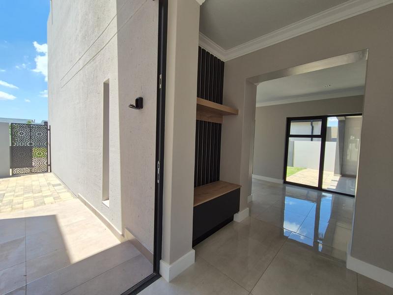 4 Bedroom Property for Sale in Midstream Heights Gauteng