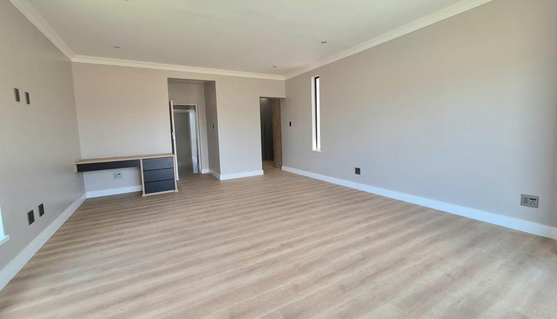 4 Bedroom Property for Sale in Midstream Heights Gauteng