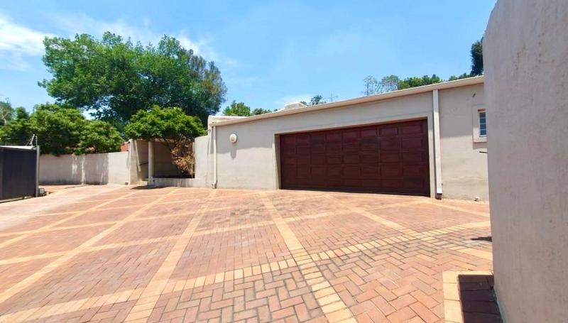 3 Bedroom Property for Sale in Edenburg Gauteng