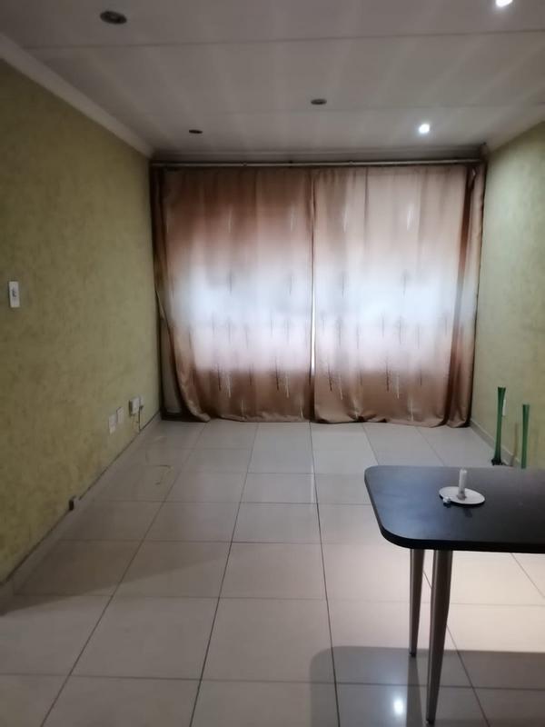 4 Bedroom Property for Sale in Lenasia Gauteng